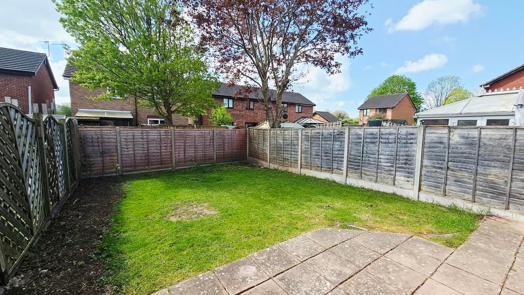 Property photo 2 of 12 Photo 8