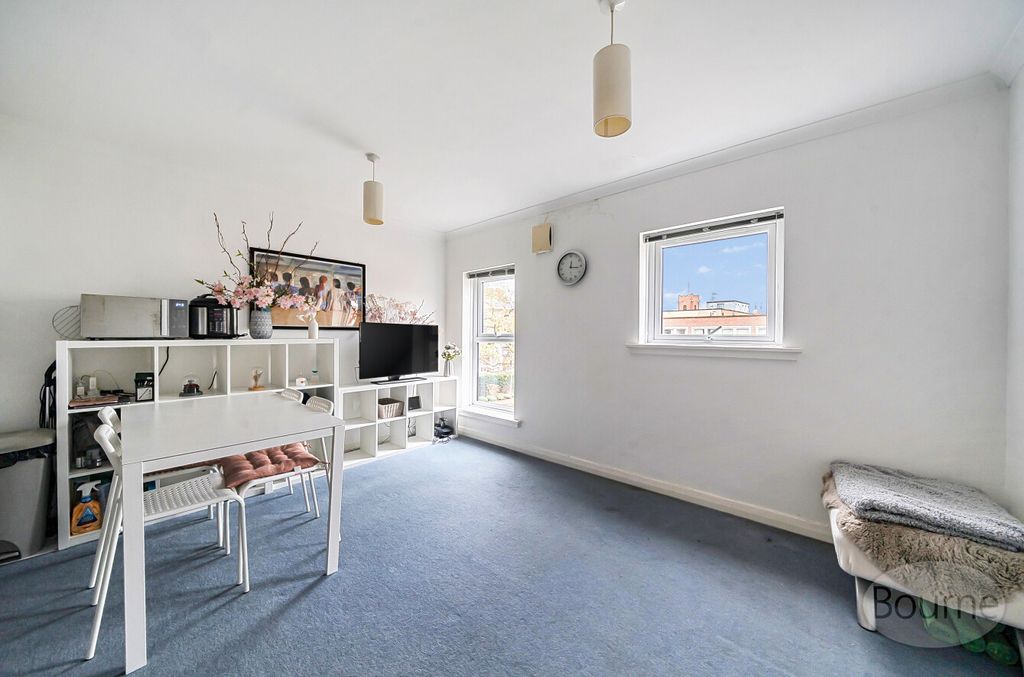 Property photo 2 of 16 A390Ef1E-4266-466...