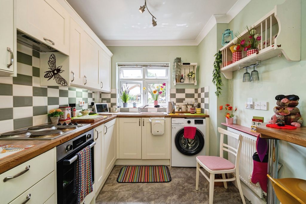 Property photo 3 of 21 Pbox-Img.Jpg