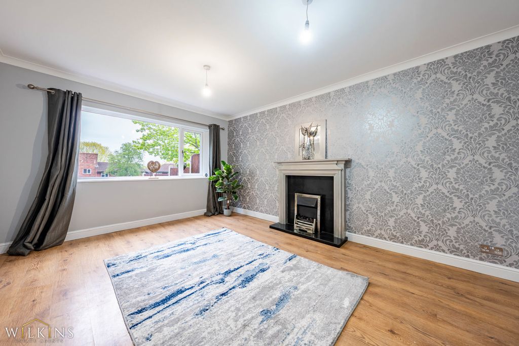 Property photo 3 of 24 Photograph