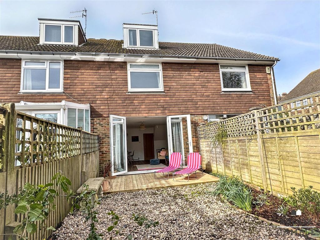 Property photo 2 of 24 01323 438506