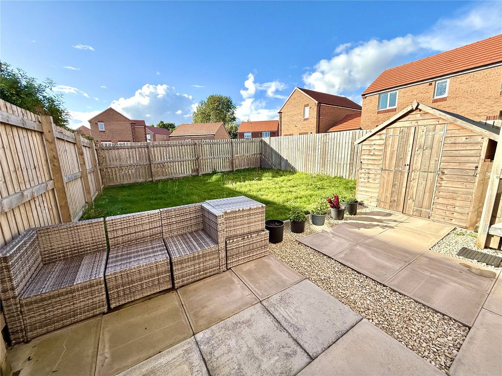 Property photo 2 of 14 Picture No. 15