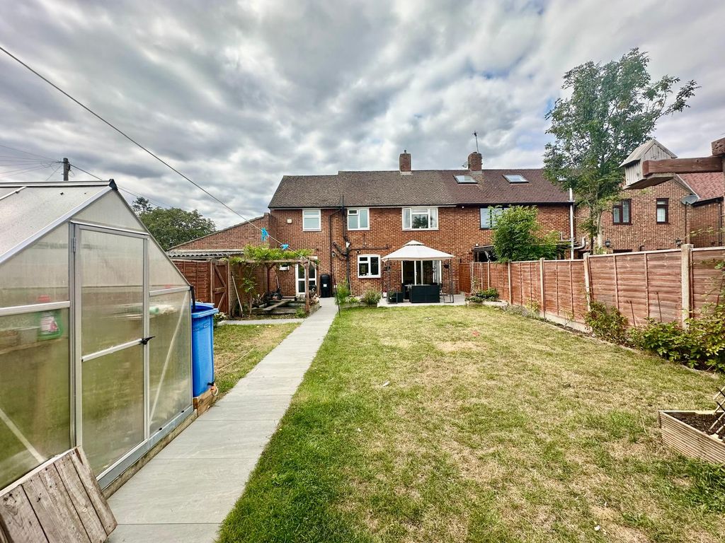 Property photo 3 of 20