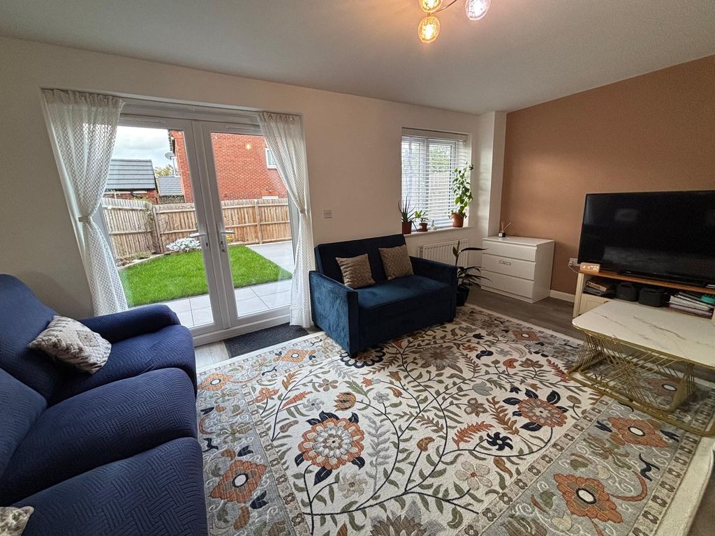 Property photo 3 of 14