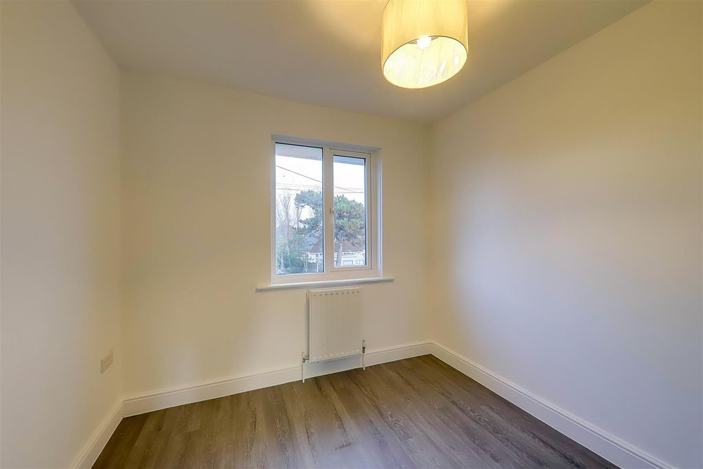 Property photo 2 of 9 13.Jpg