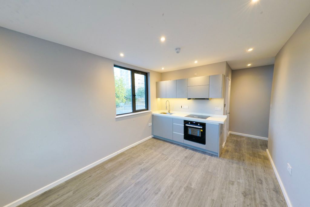 Property photo 1 of 6