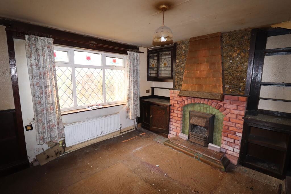 Property photo 3 of 19