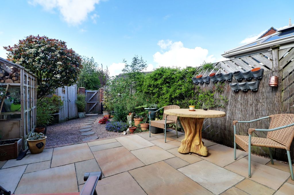 Property photo 3 of 22