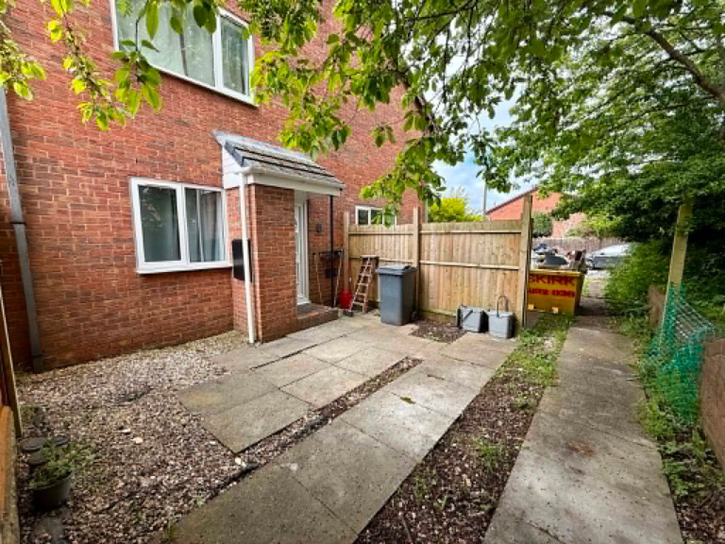 Property photo 2 of 16