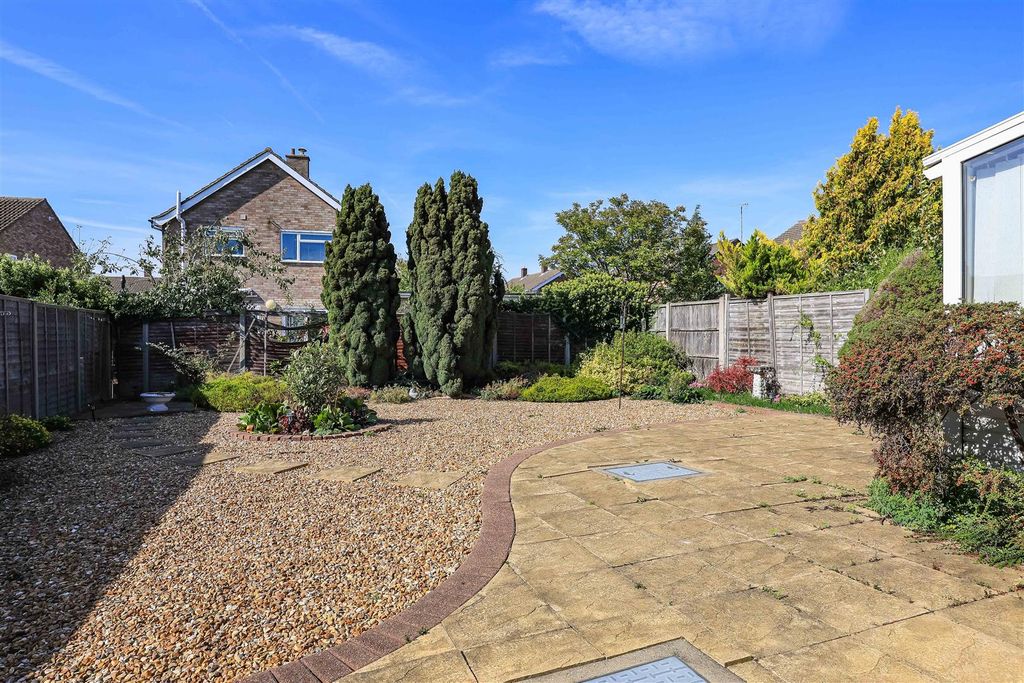 Property photo 2 of 15 Img (19).Jpg