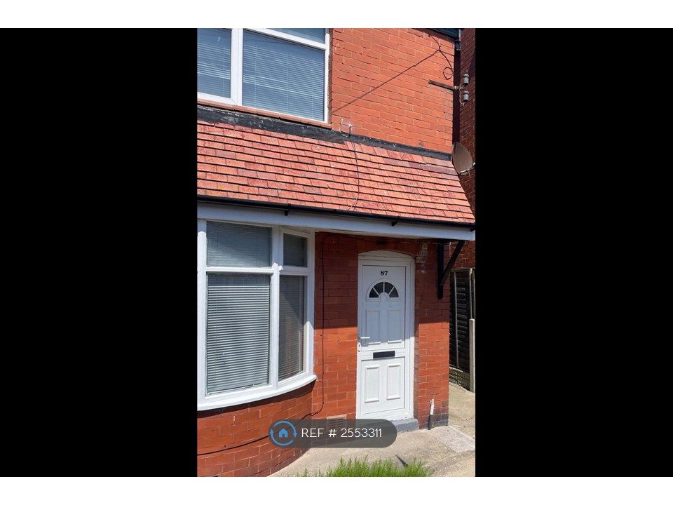 Property photo 1 of 10 Front