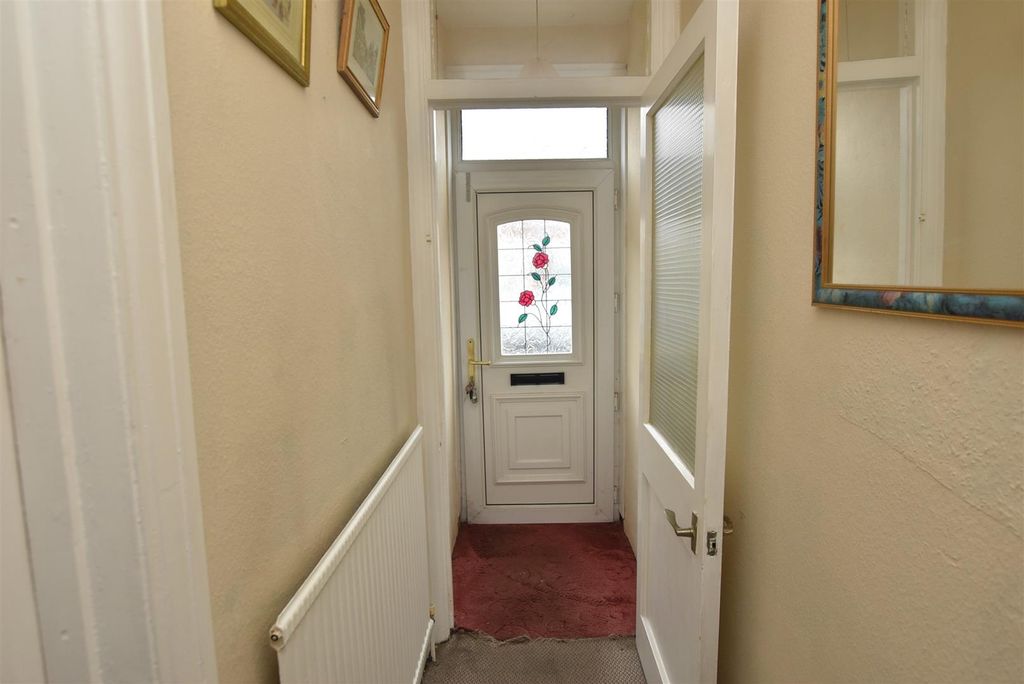 Property photo 3 of 15 Entrance Vestibule &amp; Hall