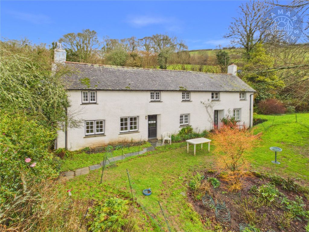 Property photo 1 of 30 Front Aspect