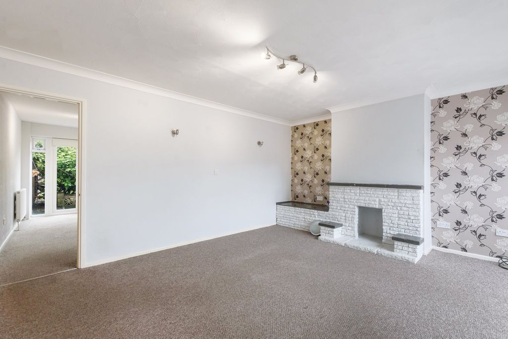 Property photo 3 of 13