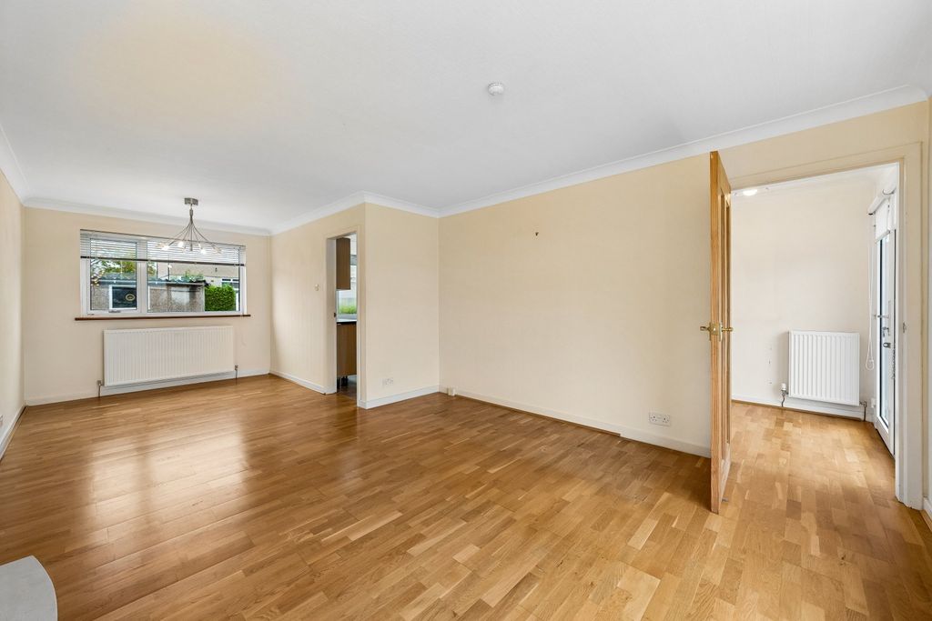 Property photo 3 of 18 Picture No. 05