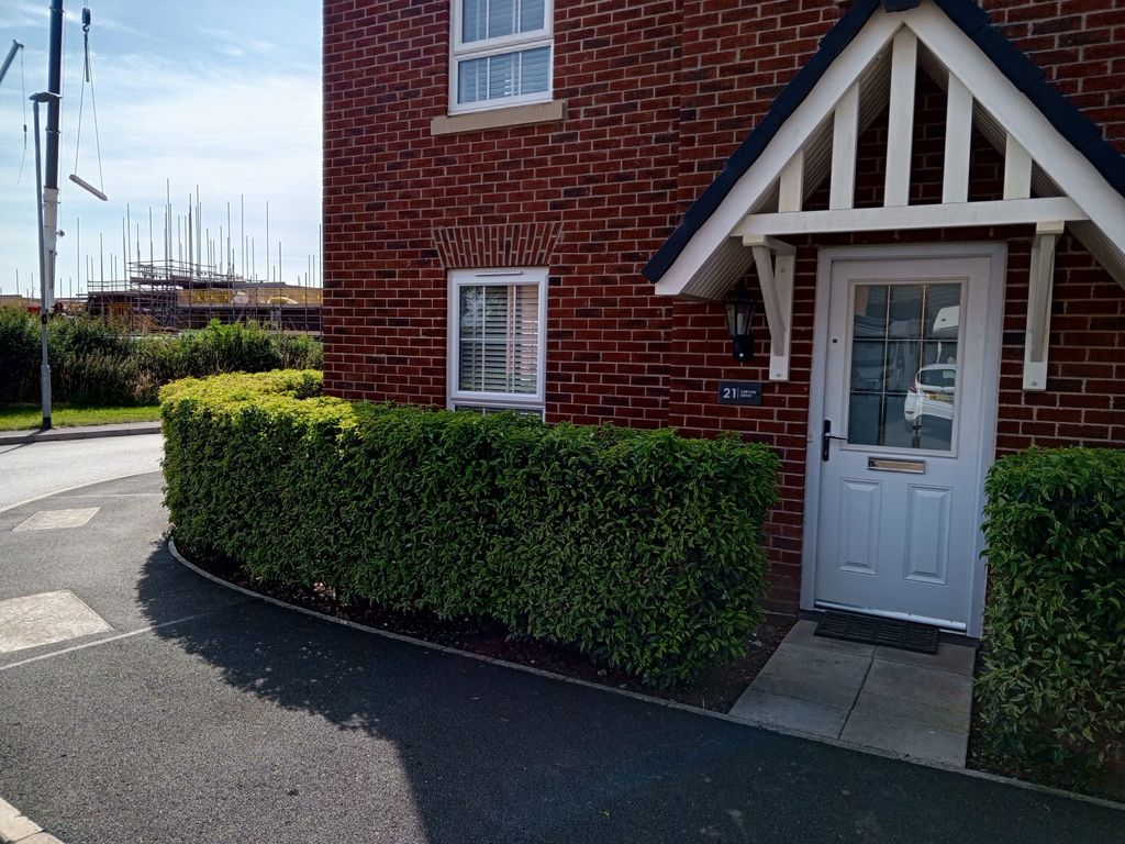 Property photo 1 of 2