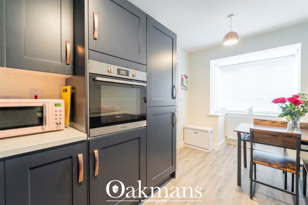 Property photo 2 of 30 Picture No. 13