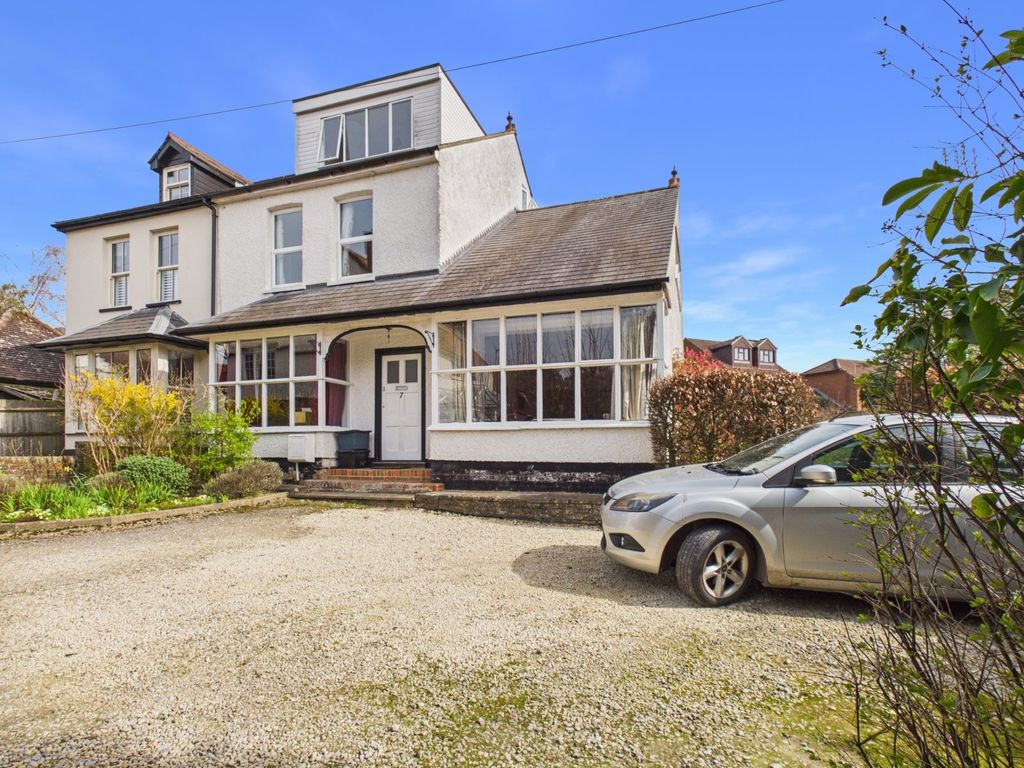 Property photo 1 of 18 Front