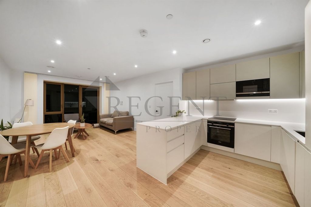 Property photo 1 of 13 (Main)