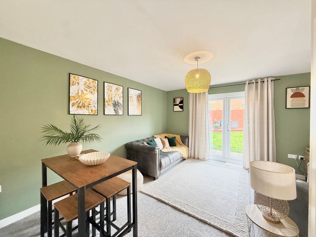 Property photo 2 of 16