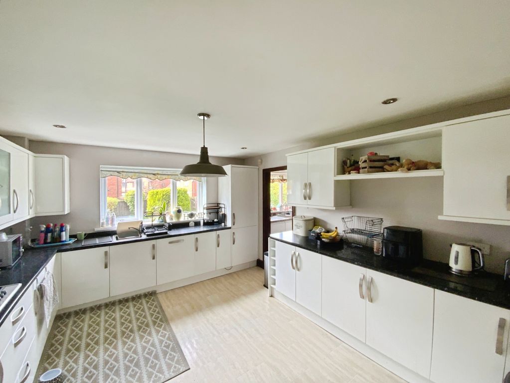 Property photo 3 of 13 Photo #3