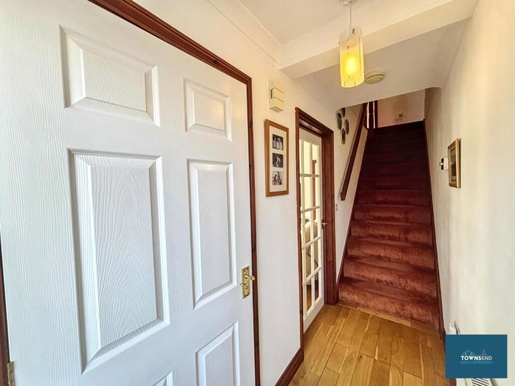 Property photo 3 of 23