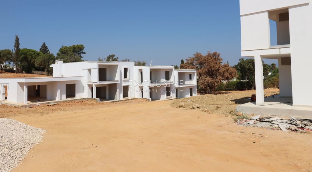 Property photo 3 of 36