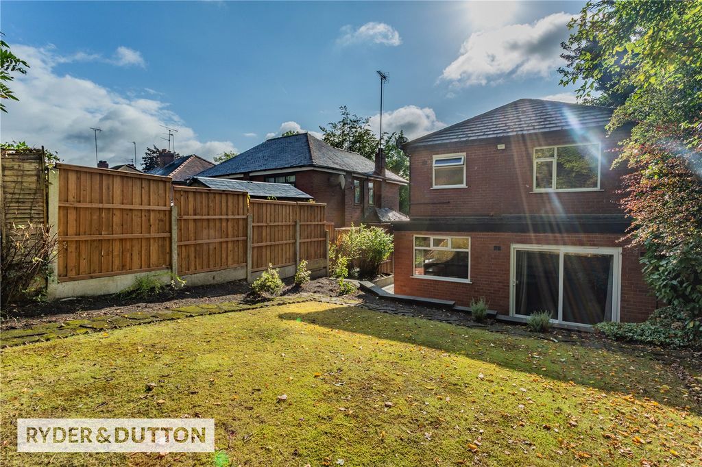 Property photo 2 of 25 Picture No. 21