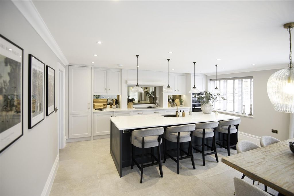 Property photo 3 of 12 3-4 Kitchen.Jpg