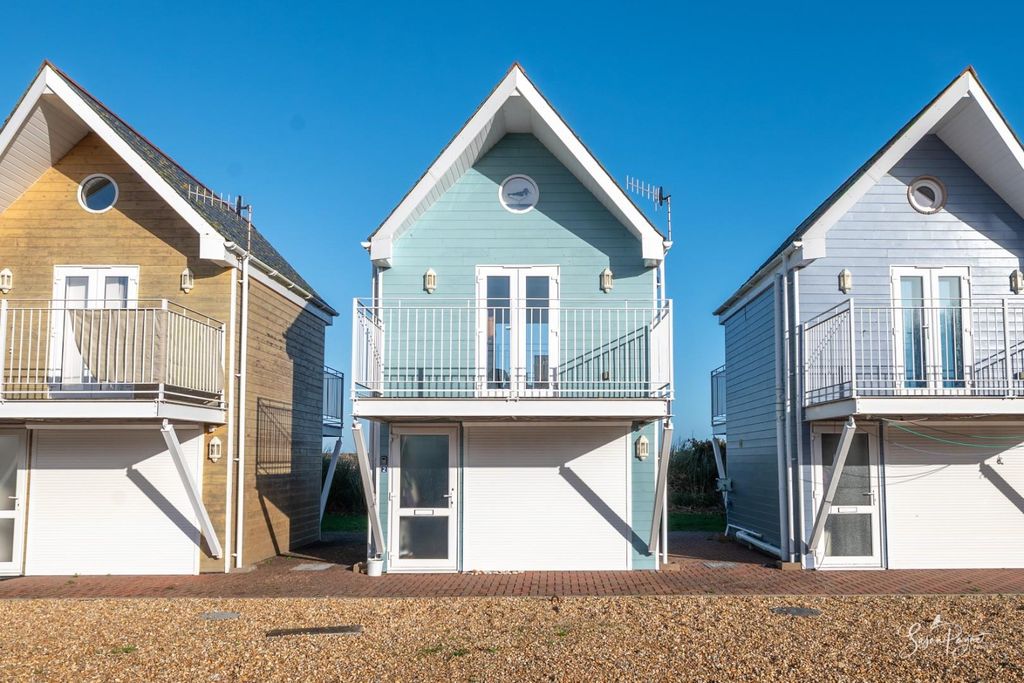 Property photo 1 of 26 Welcome To 2 Normans Landing