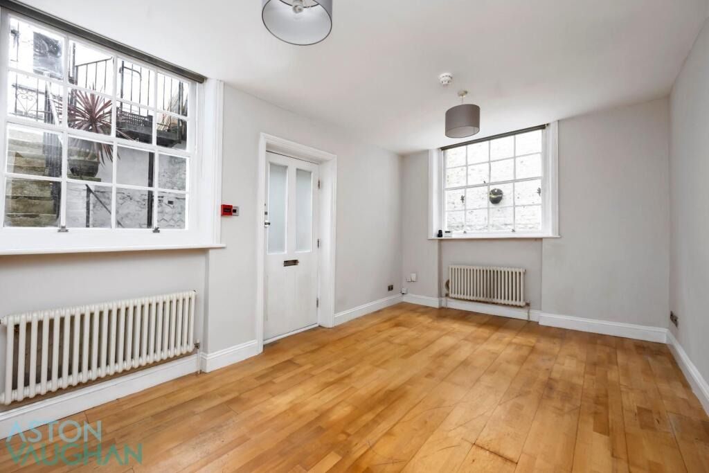 Property photo 1 of 10 4543170