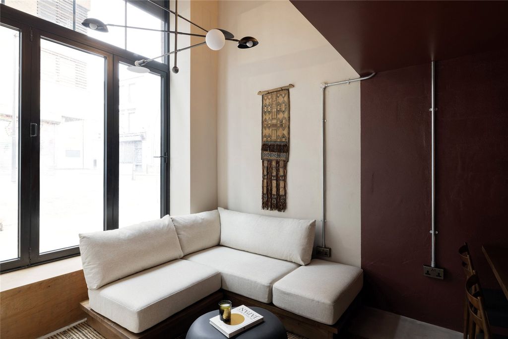 Property photo 1 of 17 Picture No. 04