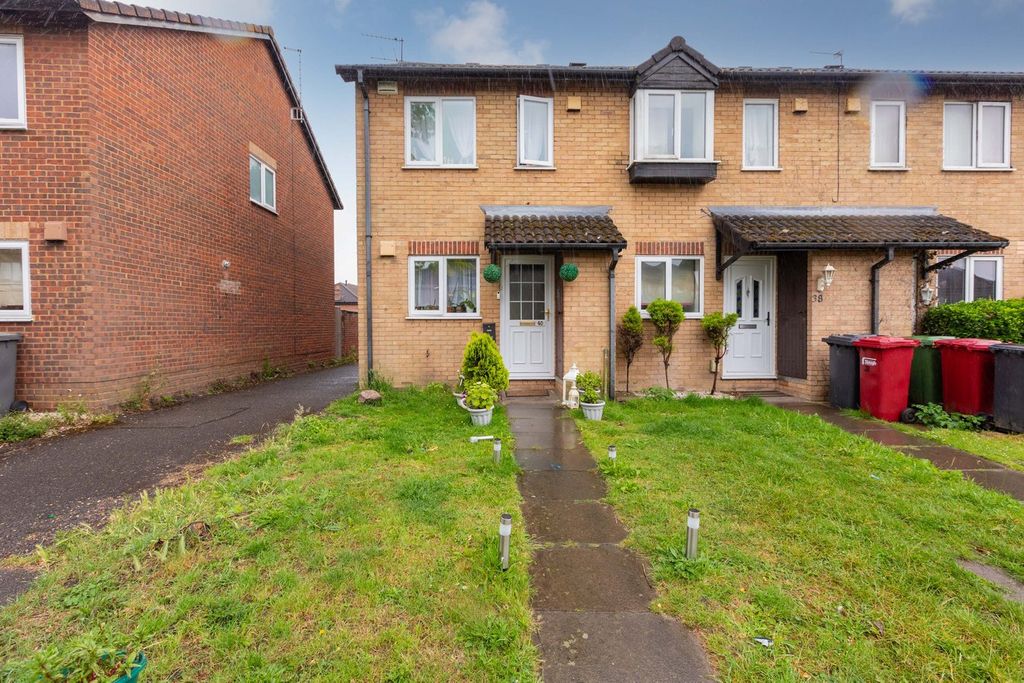 Property photo 2 of 12