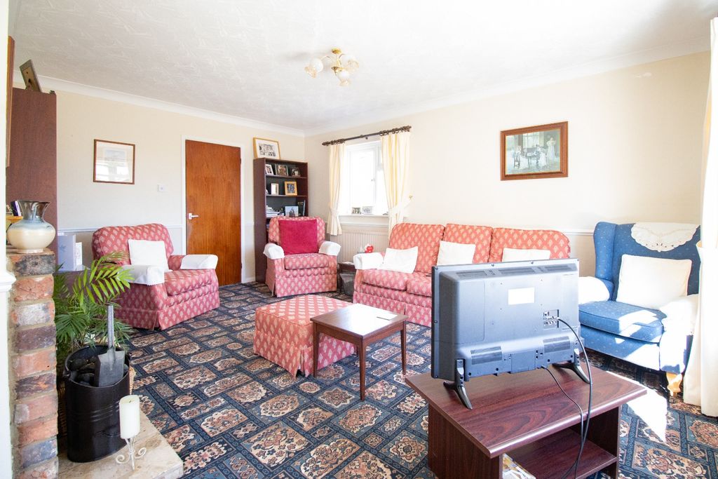 Property photo 2 of 23 4485544