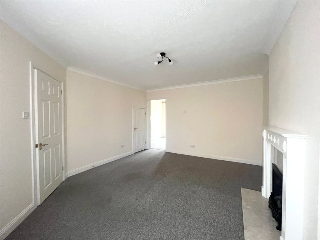 Property photo 3 of 14 Picture No. 24