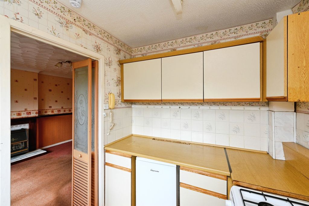 Property photo 3 of 17