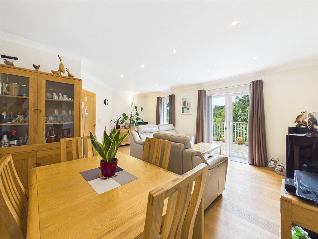 Property photo 3 of 18 Picture No. 07
