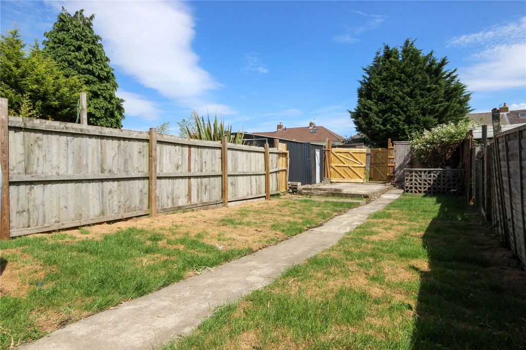 Property photo 3 of 16 Picture No. 09