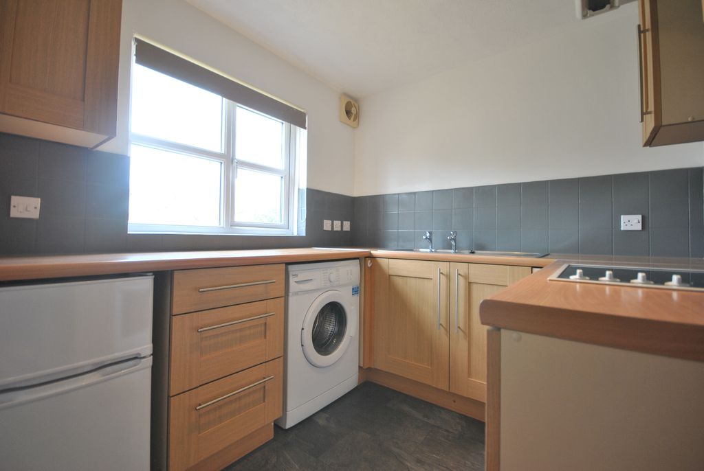 Property photo 3 of 5 5