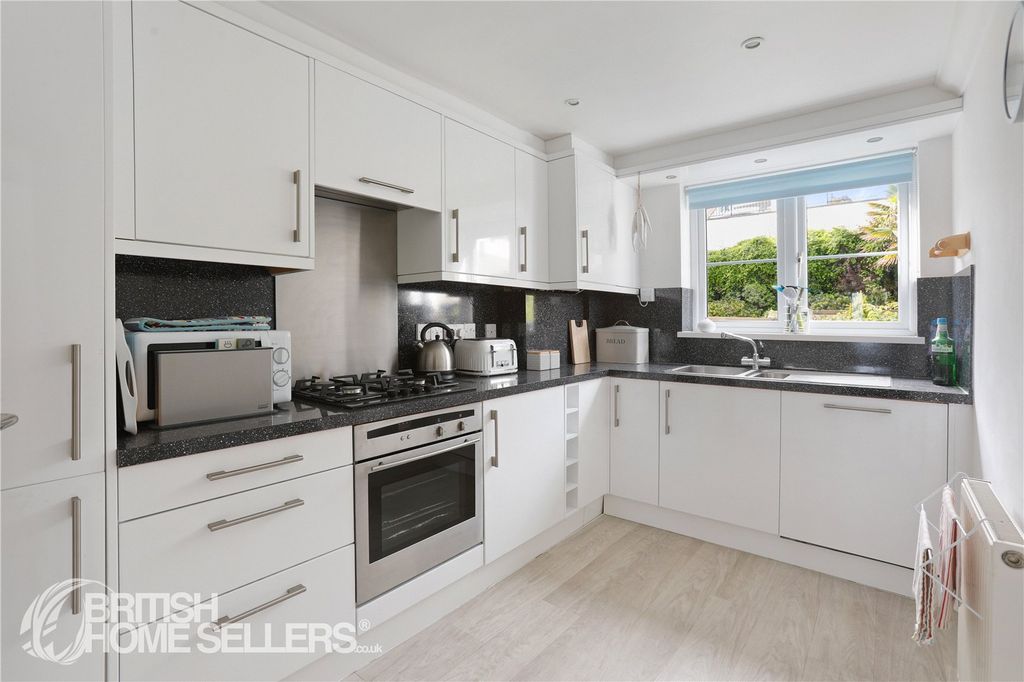 Property photo 3 of 15 Picture No. 03