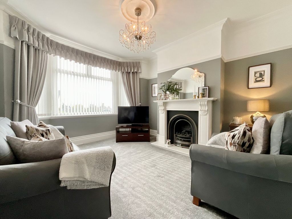 Property photo 3 of 25