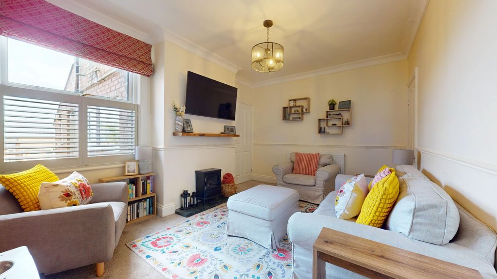 Property photo 3 of 21 4290314