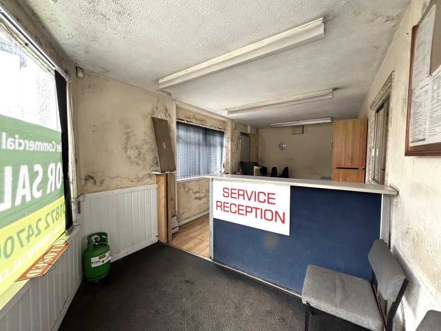 Property photo 3 of 10