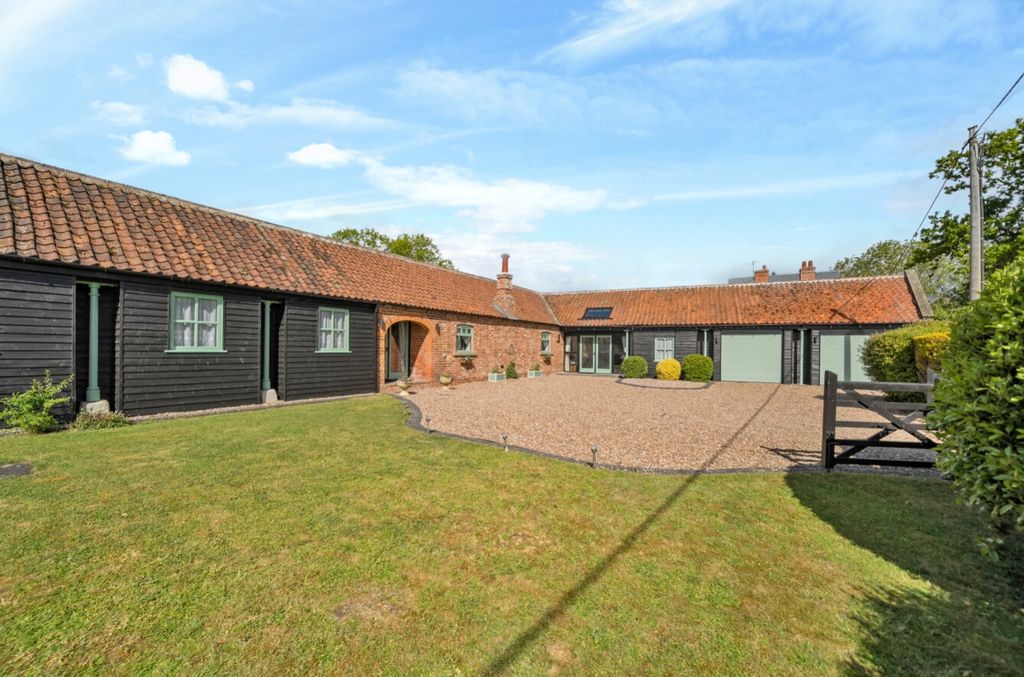 Property photo 2 of 34 1464136-24-6A05c8ee467cc