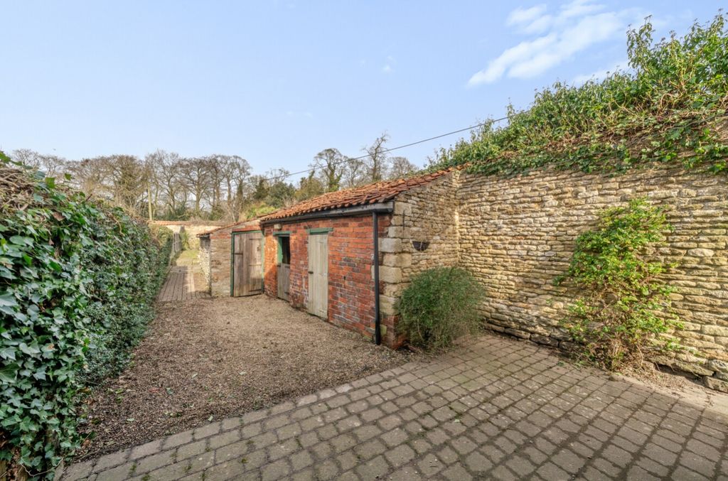Property photo 2 of 13 1254363 (9)
