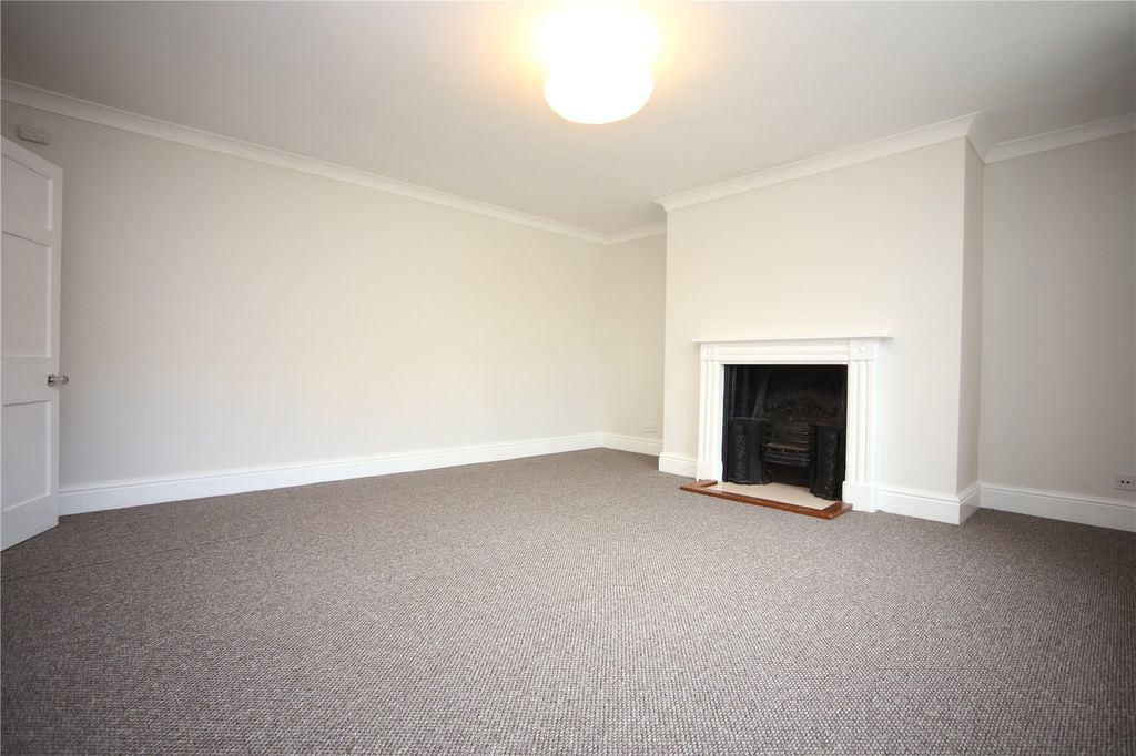 Property photo 1 of 9 Picture No. 14