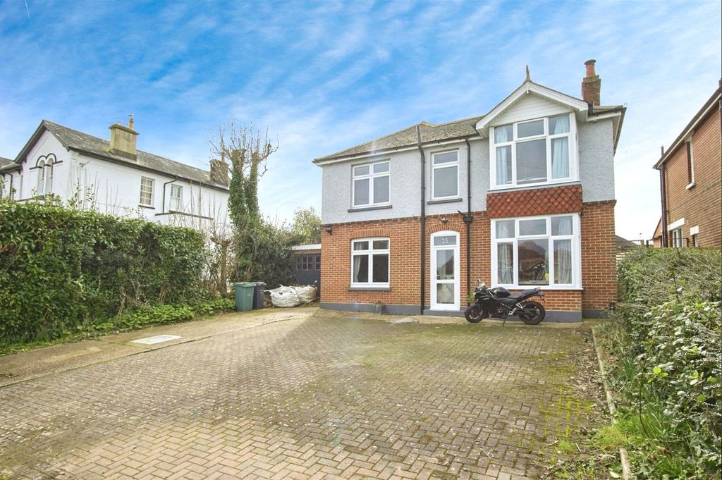 Property photo 1 of 16 Picture No. 01