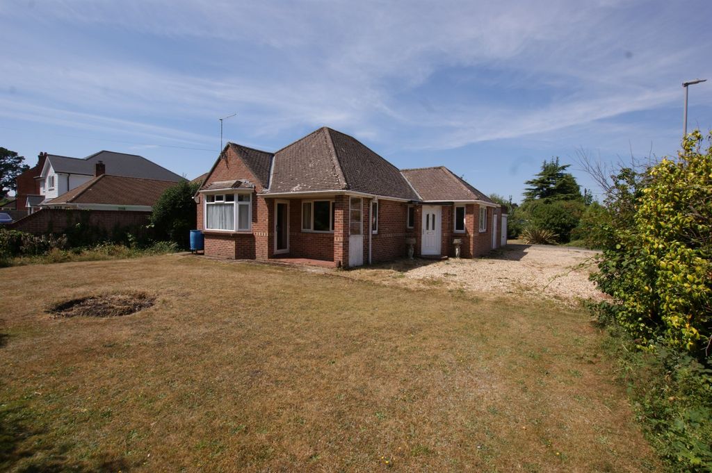 Property photo 1 of 10 Picture No. 11