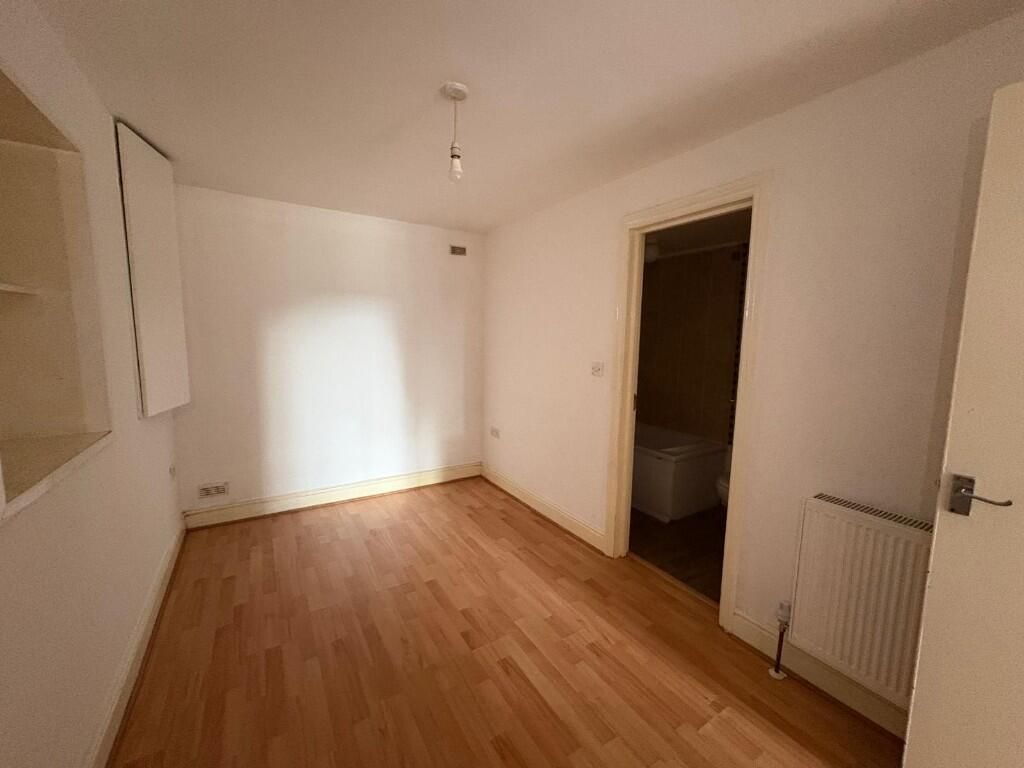 Property photo 2 of 14 Gallery