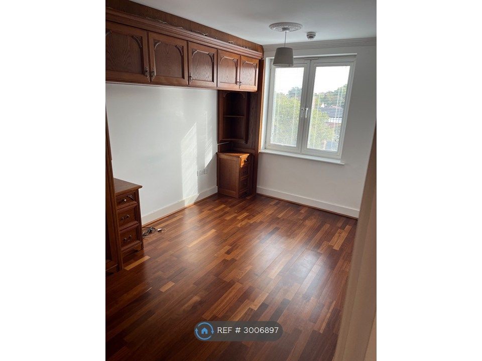Property photo 2 of 3